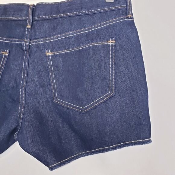 Old Navy Diva Dark Wash Cutoff Frayed Hem Denim Jean Shorts Women's Size 8 - Picture 6 of 10